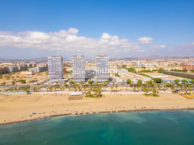 Propiedad única, con piscina privada y unas vistas inigualab. 324m² Las Cabezas de San Juan