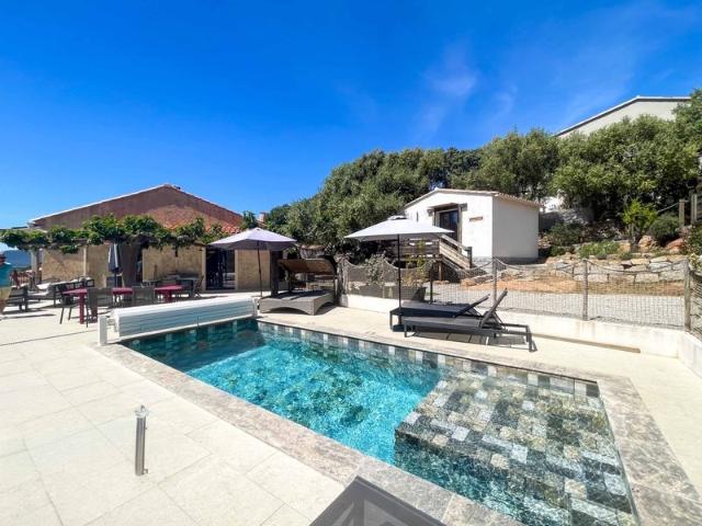 Propriano Propriete Renovee Avec 8 Chambres, Piscine Et Vu. 266m² Propriano