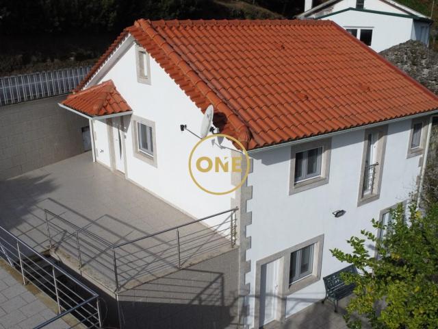 Propriedade Única com Casa T3, Moínho Histórico e Paisagem de Encanto