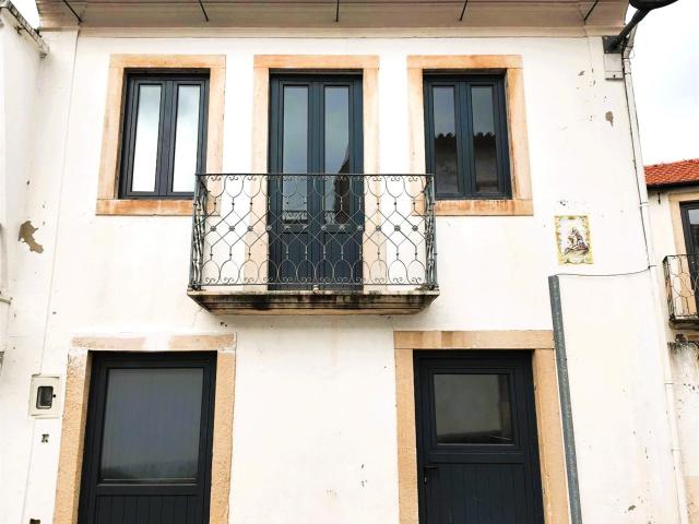 Propriedade de caráter e agradável localizada em uma vila gr. 90m² Espinhal