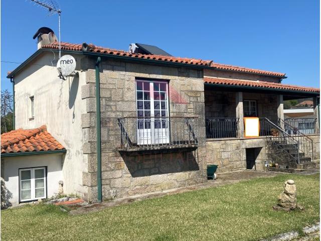 Propriedade de charme com carácter minhoto em Arcos de Valdevez
