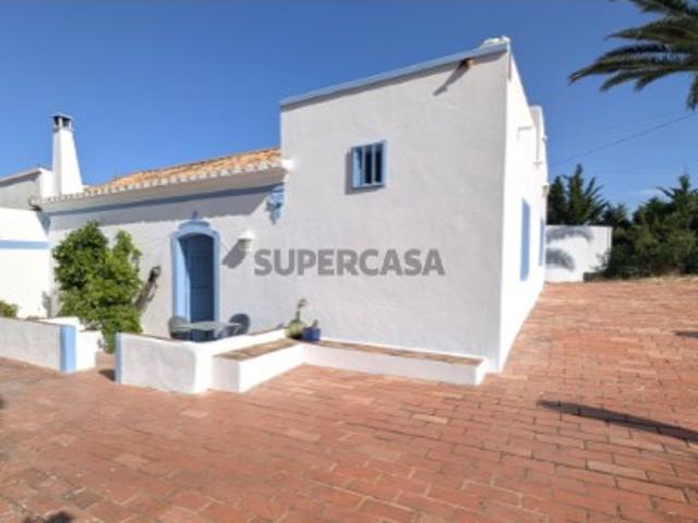 Propriedade de charme com piscina a minutos da Fuseta