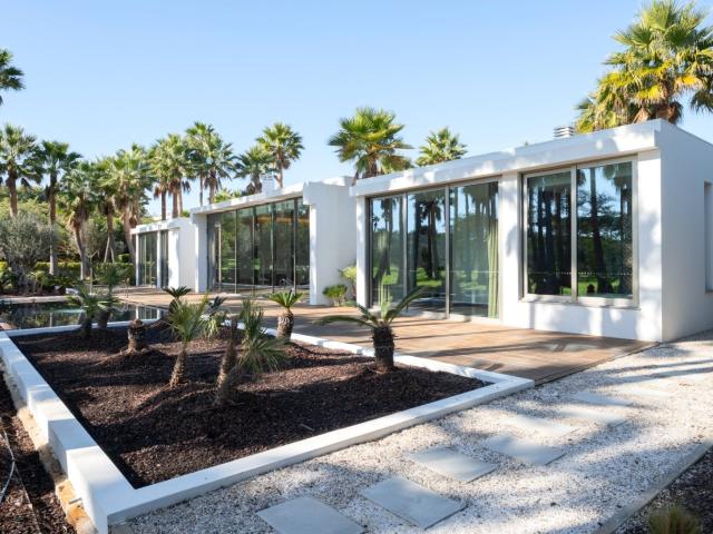 Propriedade de Luxo em Primeira linha da praia S.Rafael. 322m² Albufeira e Olhos de Água