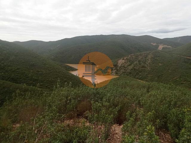 Propriedade Exclusiva na Barragem do Funcho Terreno Único com Ancoradouro Privativo
