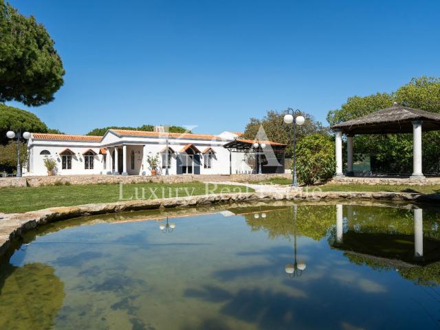 Propriedade para eventos e restauração no Triangulo Dourado. 464m² Almancil