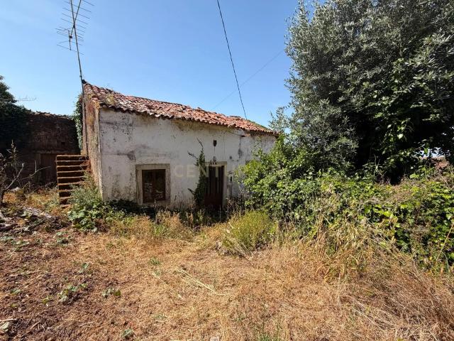 Propriedade para Recuperação em Areias, Ferreira do Zêzere
