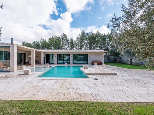 Propriedade Privada | 4 Quartos | Piscina Aquecida | Ambient. 492m² Cascais e Estoril