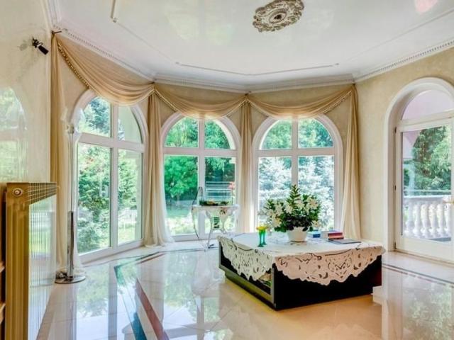 PROPRIETATE CU ENERGIE PURA | Sanctuarul Elegantei si Rafinamentului