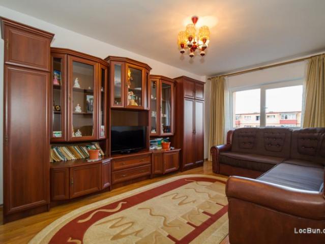 Proprietate decomandata, pe 90mp, terasa generoasa, Brasov