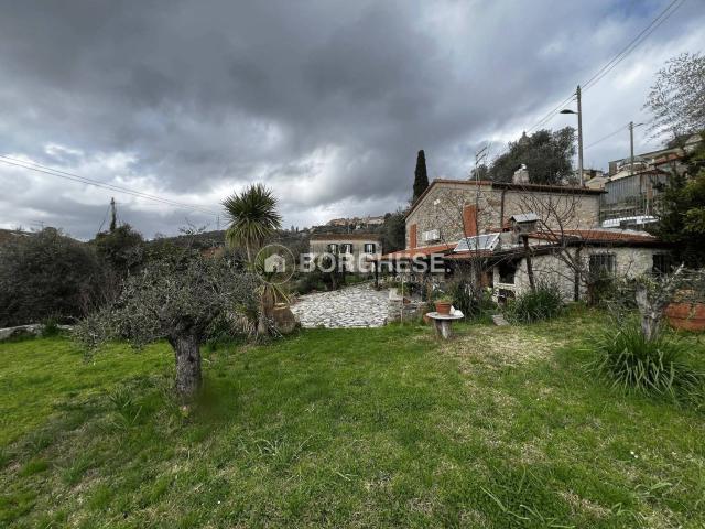 Proprietà rustica in vendita di 140 m² in Via Lavaggia, 2