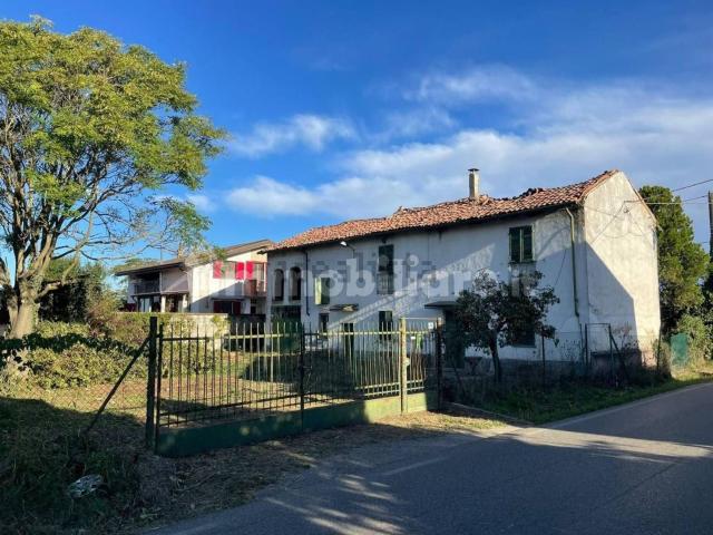 Proprietà rustica in vendita di 140 m² in Via Novi, 45