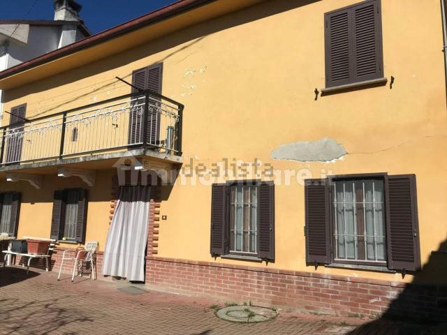 Proprietà rustica in vendita di 145 m² in Via Gavelli