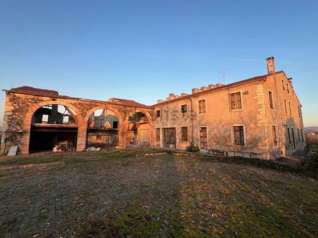 Proprietà rustica in vendita di 1500 m² in Via Molino, 5