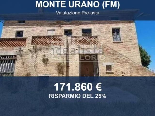 Proprietà rustica in vendita di 157 m² in Contrada Monte