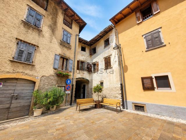 Proprietà rustica in vendita di 160 m² in Via Alla Chiesa, 2