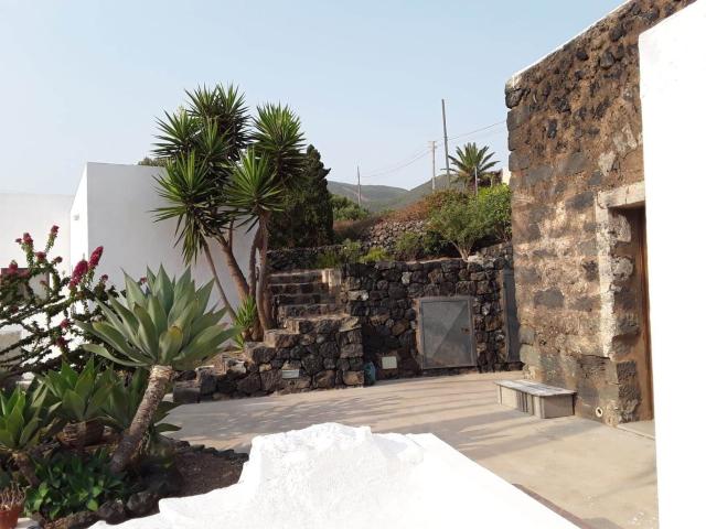 Proprietà rustica in vendita di 164 m² in Via Favarotta