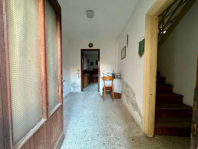 Proprietà rustica in vendita di 175 m² in Via Umberto I