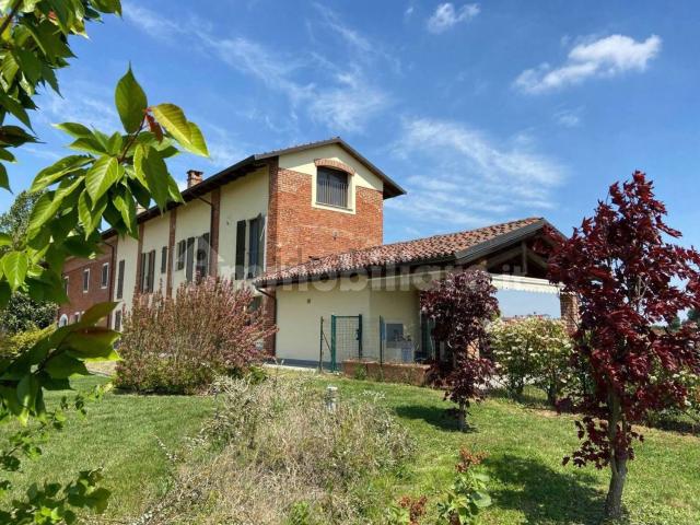 Proprietà rustica in vendita di 179 m² in Via Quargnento, 10