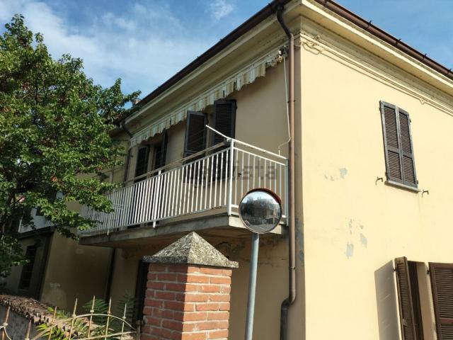 Proprietà rustica in vendita di 180 m² in Via dei Tigli