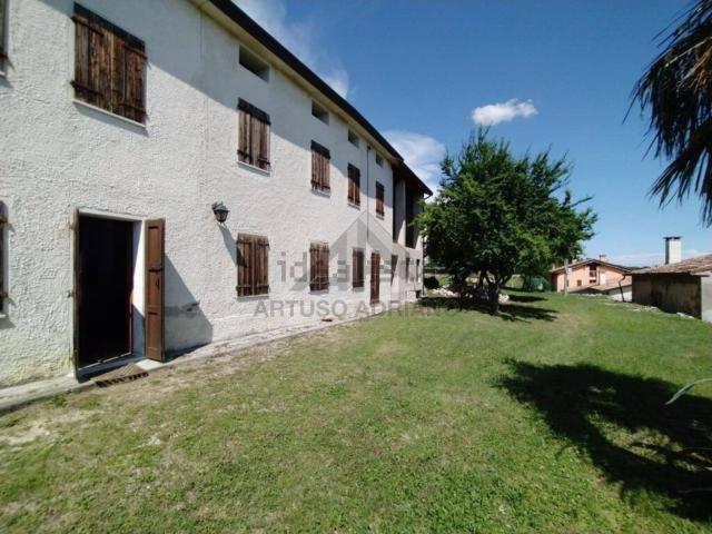 Proprietà rustica in vendita di 188 m² in Via Roma