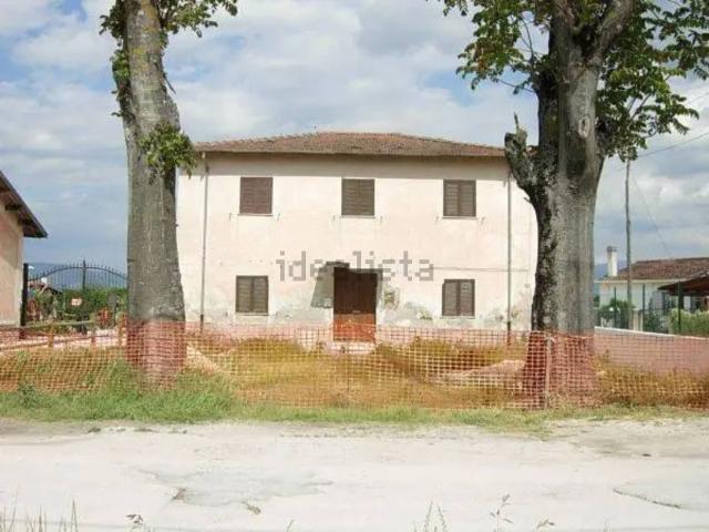 Proprietà rustica in vendita di 190 m² in Strada 38