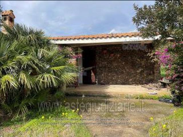 Proprietà rustica in vendita di 199 m² in Strada Statale 126 Sud Occidentale Sarda