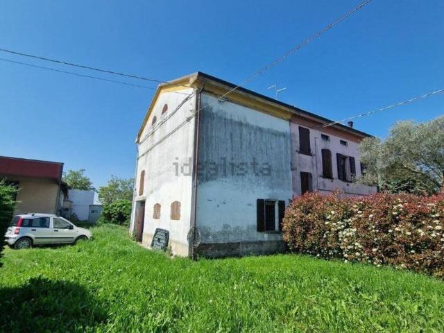 Proprietà rustica in vendita di 100 m² in Via per San Possidonio, 8