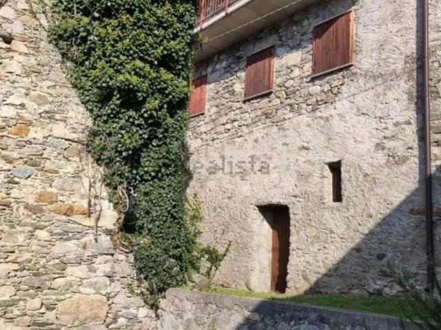 Proprietà rustica in vendita di 105 m² in Via Surana