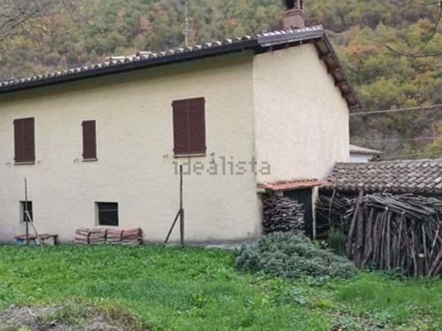 Proprietà rustica in vendita di 120 m² in Frazione Laverino