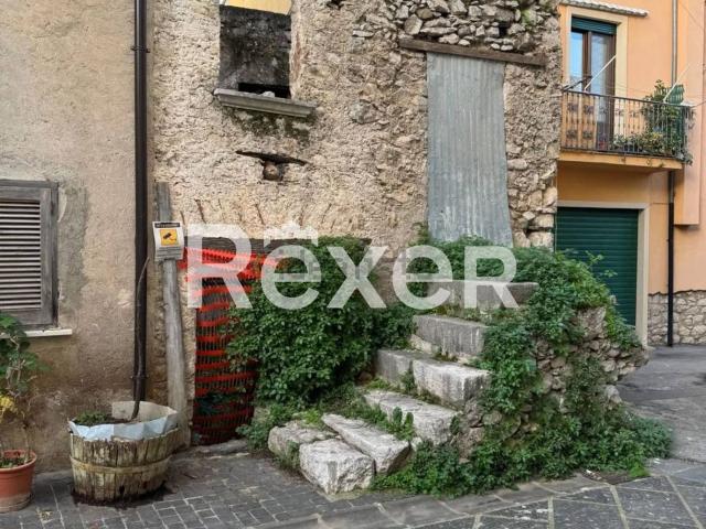 Proprietà rustica in vendita di 120 m² in Via Luchino del Verme