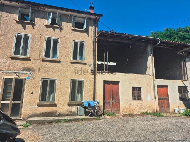 Proprietà rustica in vendita di 128 m² in Via San Giorgio