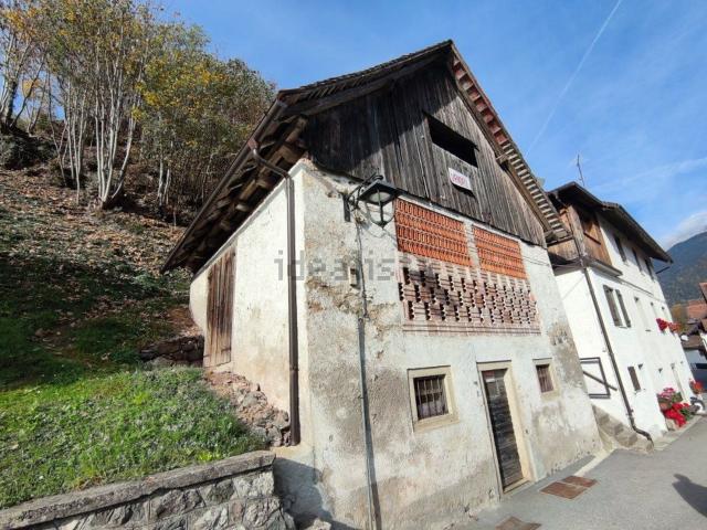 Proprietà rustica in vendita di 130 m² in Frazione Valpicetto