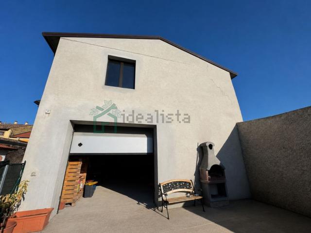 Proprietà rustica in vendita di 130 m² in Via Decima
