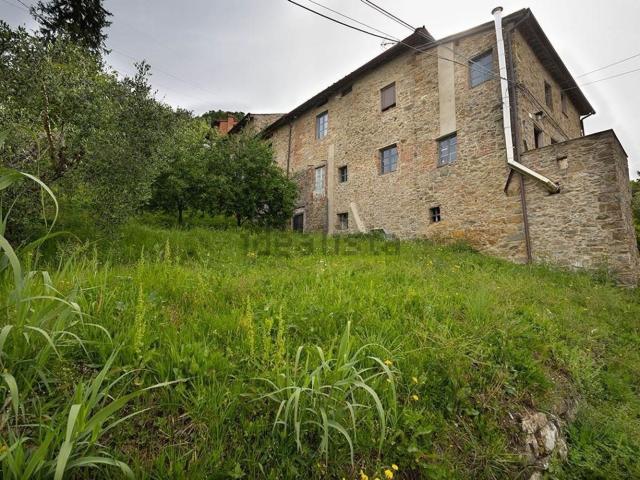 Proprietà rustica in vendita di 130 m² in Via del Grottone, 26