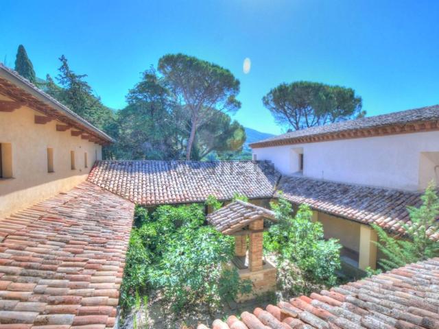 Proprietà rustica in vendita di 2675 m² in Strada Statle 205
