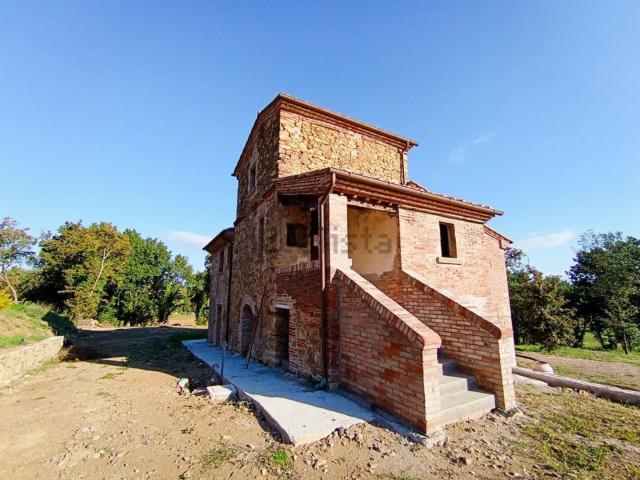 Proprietà rustica in vendita di 270 m²