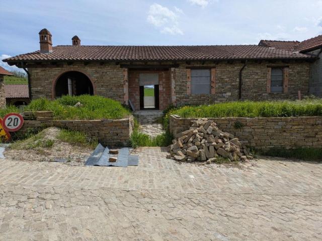 Proprietà rustica in vendita di 280 m² in Località San Michelle, 20