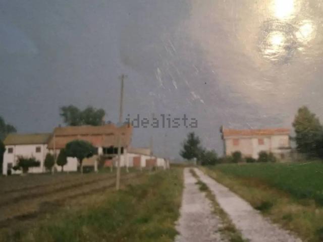 Proprietà rustica in vendita di 280 m² in Via Abruzzo, 7