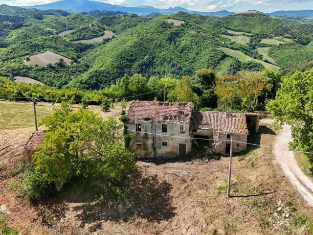 Proprietà rustica in vendita di 280 m² in Via Monte Avorio
