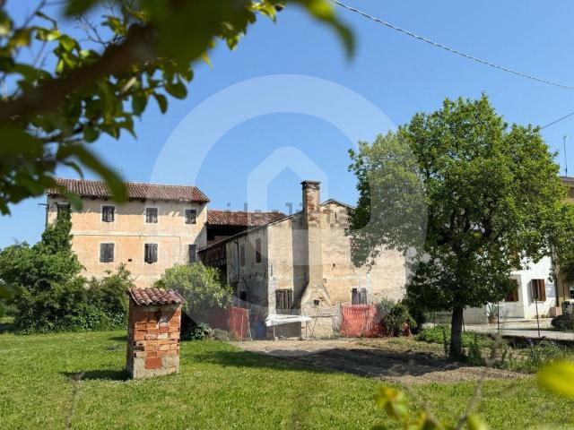Proprietà rustica in vendita di 288 m² in Via Pitoche
