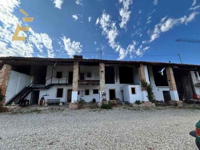 Proprietà rustica in vendita di 200 m² in Strada dei Curetti, 28