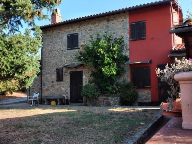 Proprietà rustica in vendita di 200 m² in Via di Folavento