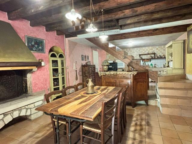 Proprietà rustica in vendita di 200 m²