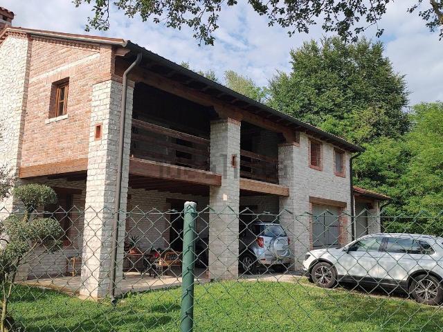 Proprietà rustica in vendita di 209 m² in Via Dese