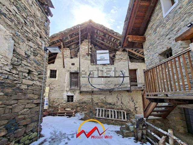 Proprietà rustica in vendita di 219 m² in Frazione Les Combes, 24