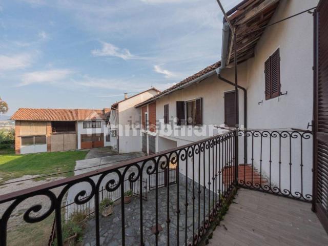 Proprietà rustica in vendita di 233 m² in Via Roma, 73