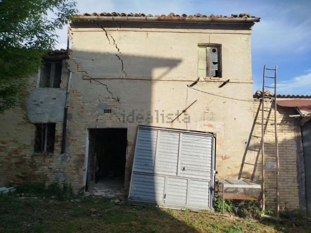 Proprietà rustica in vendita di 350 m² in Viale della Vittoria