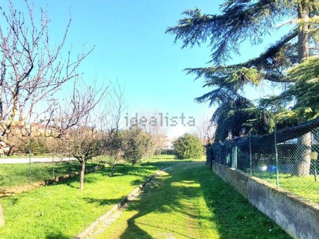 Proprietà rustica in vendita di 365 m² in Via Giulio Braga