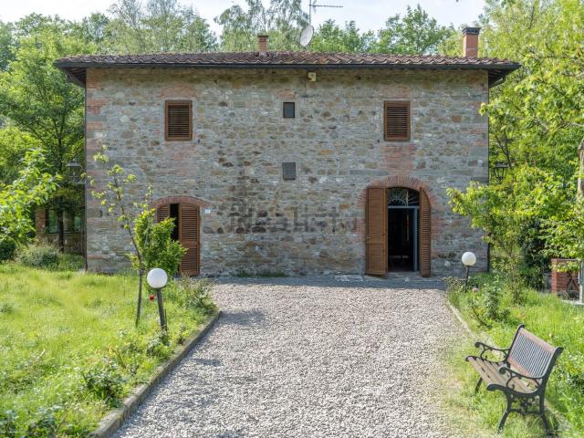 Proprietà rustica in vendita di 370 m²