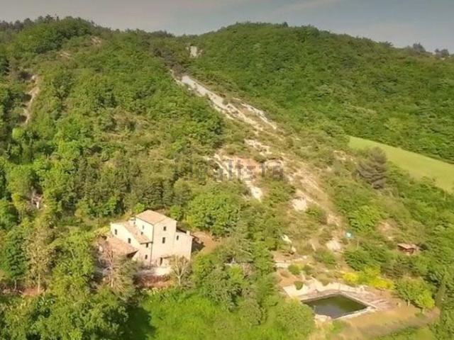 Proprietà rustica in vendita di 300 m² in Corso Giuseppe Garibaldi